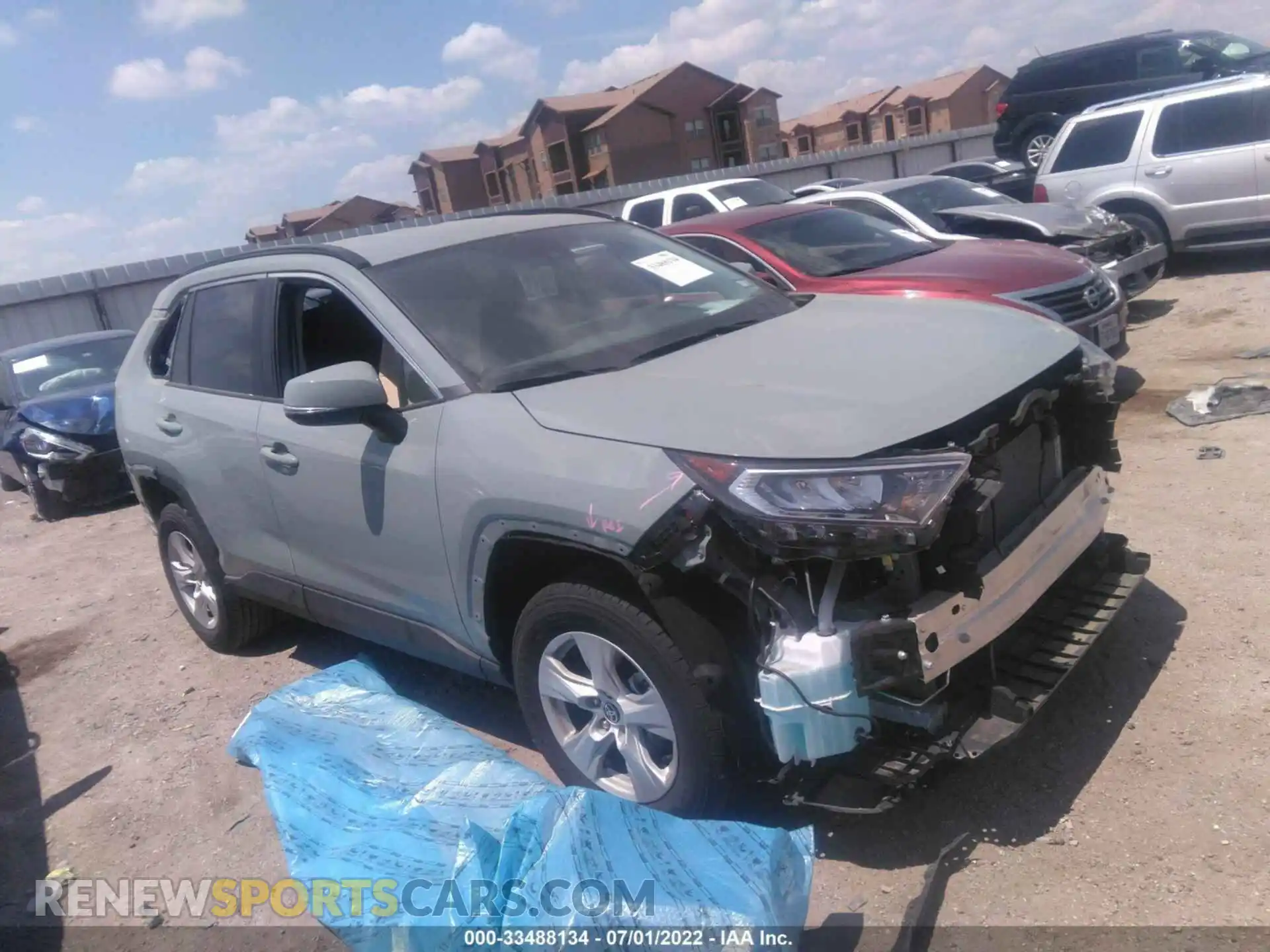 1 Photograph of a damaged car 2T3W1RFV9MW160104 TOYOTA RAV4 2021
