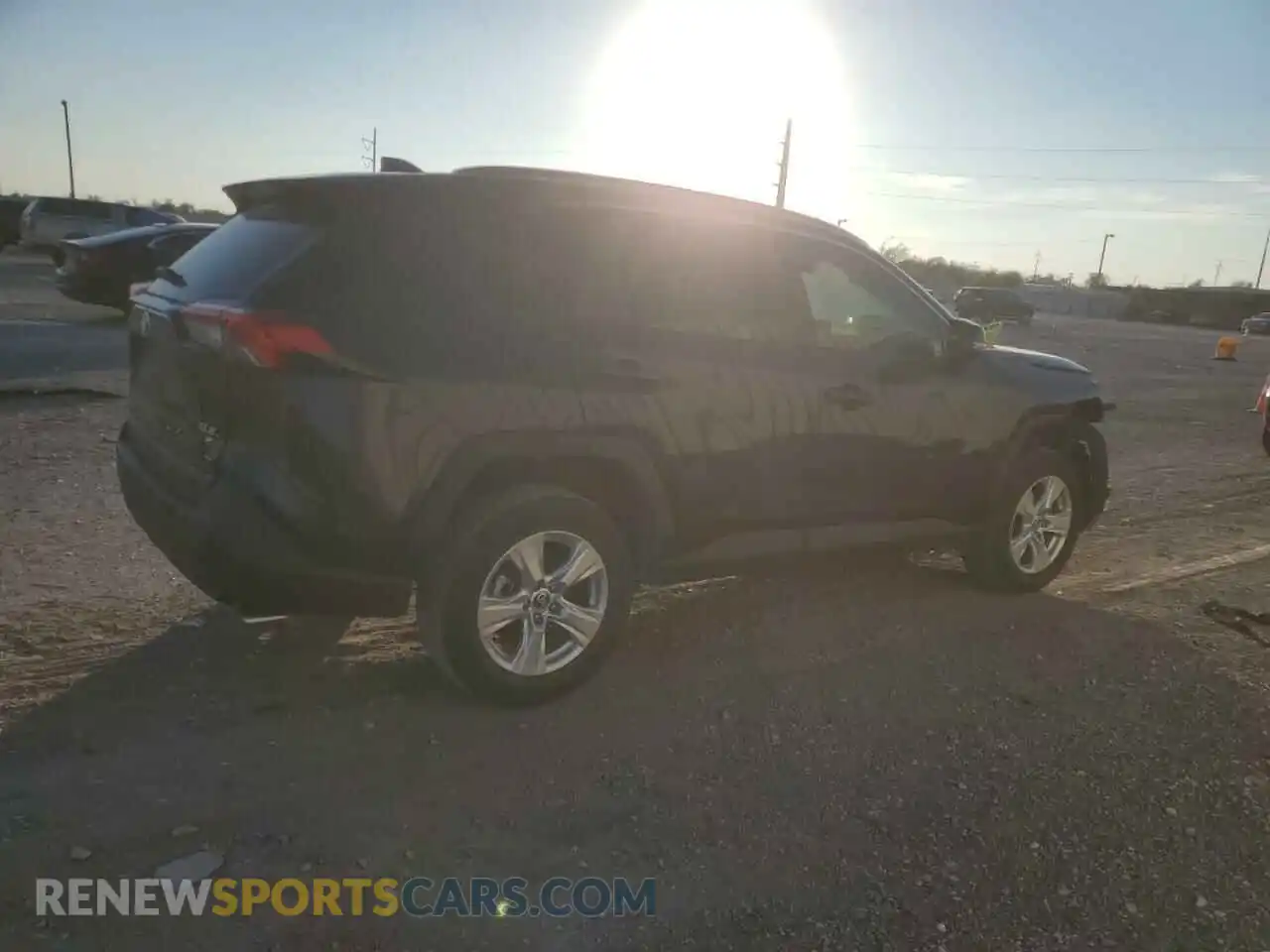 3 Photograph of a damaged car 2T3W1RFV9MW163617 TOYOTA RAV4 2021
