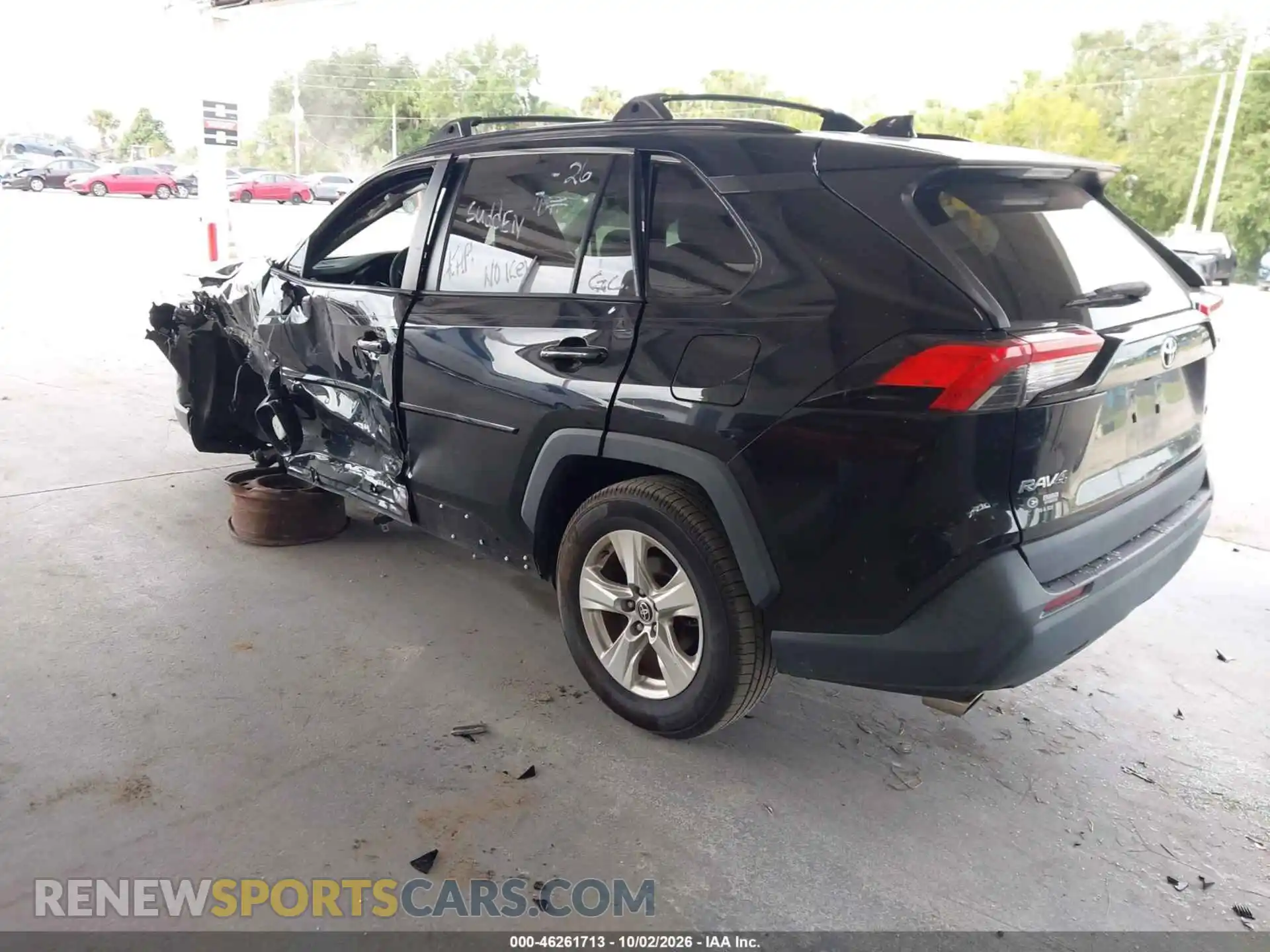 3 Photograph of a damaged car 2T3W1RFV9MW178831 TOYOTA RAV4 2021