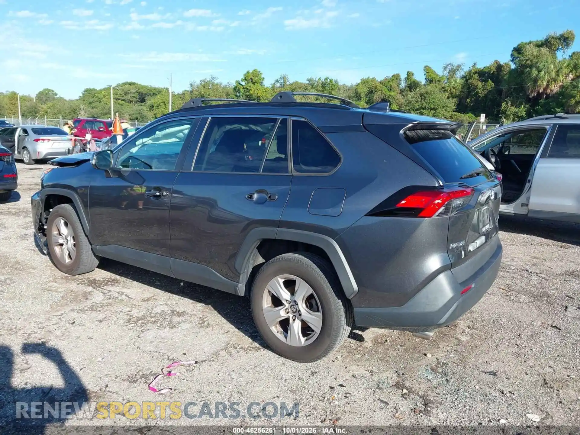 3 Фотография поврежденного автомобиля 2T3W1RFVXMC092932 TOYOTA RAV4 2021