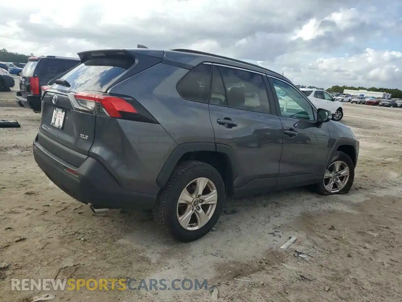 3 Photograph of a damaged car 2T3W1RFVXMC095782 TOYOTA RAV4 2021