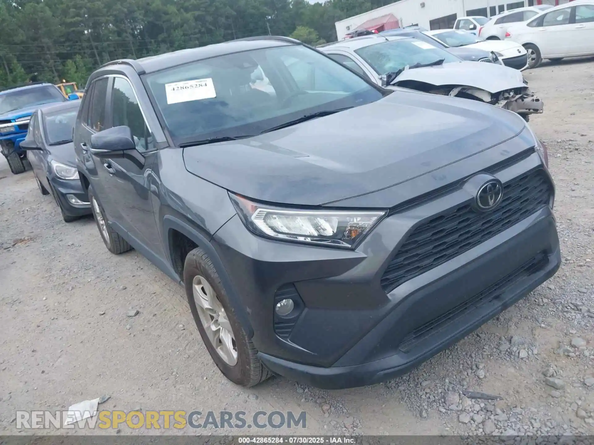 1 Photograph of a damaged car 2T3W1RFVXMC140946 TOYOTA RAV4 2021