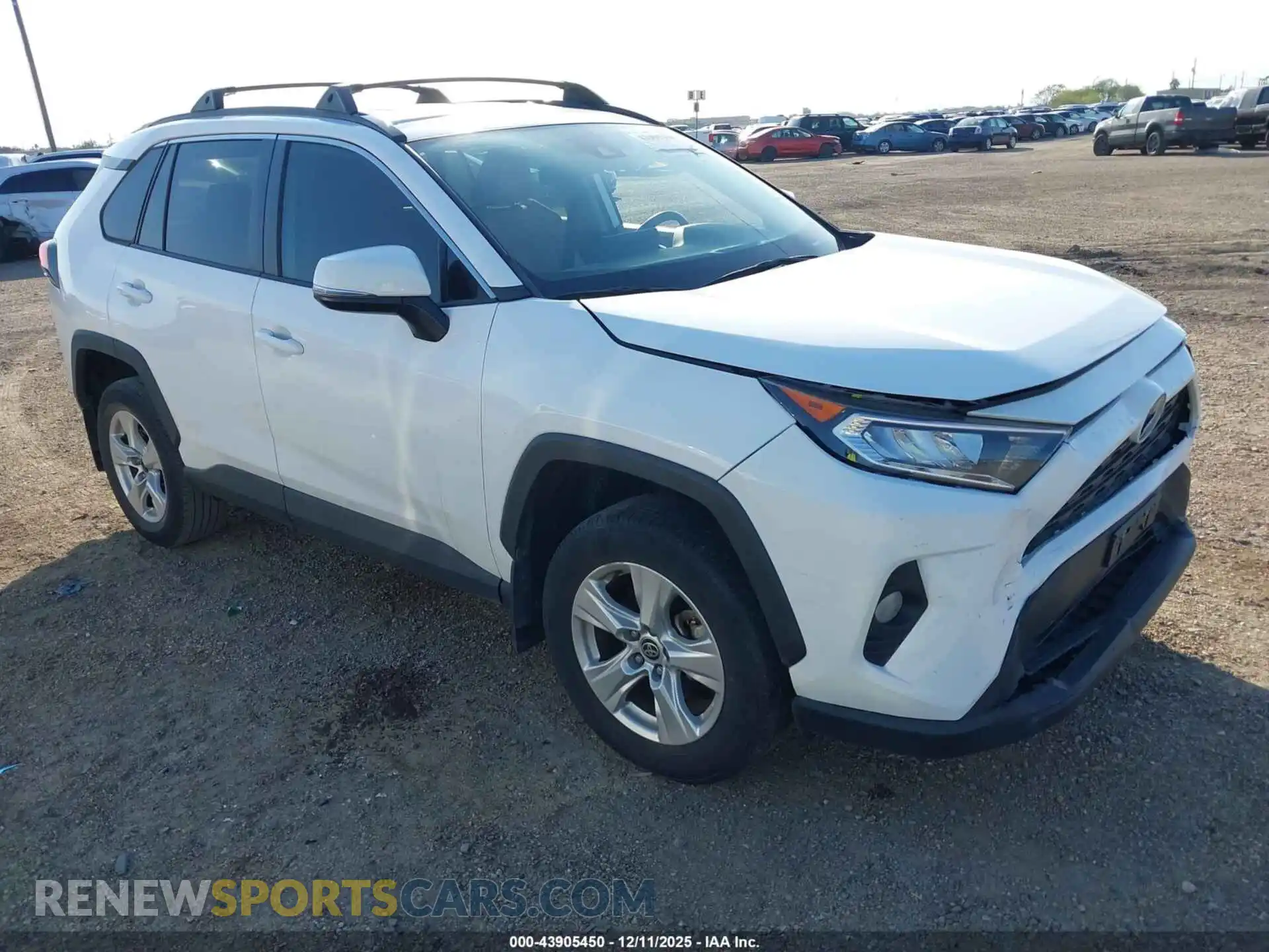 1 Photograph of a damaged car 2T3W1RFVXMC147900 TOYOTA RAV4 2021
