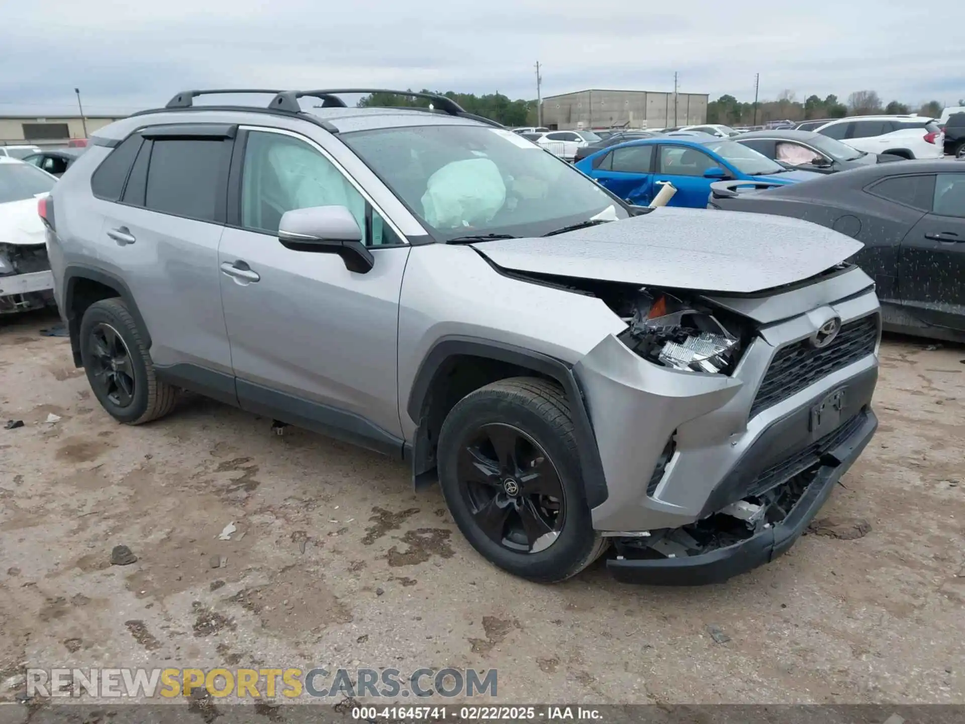 1 Photograph of a damaged car 2T3W1RFVXMC148125 TOYOTA RAV4 2021