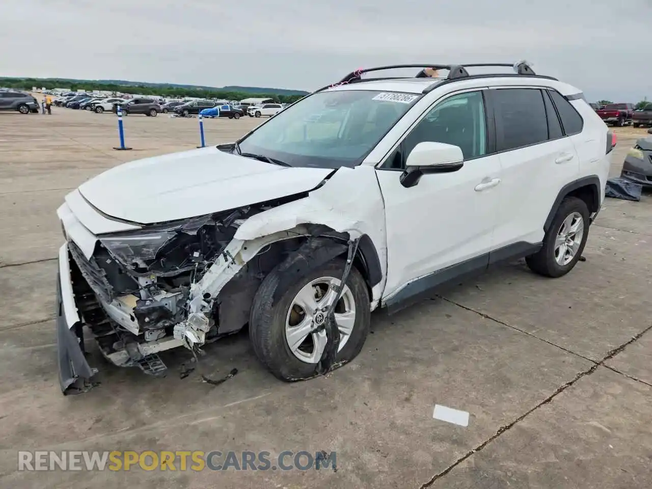 1 Photograph of a damaged car 2T3W1RFVXMC149422 TOYOTA RAV4 2021