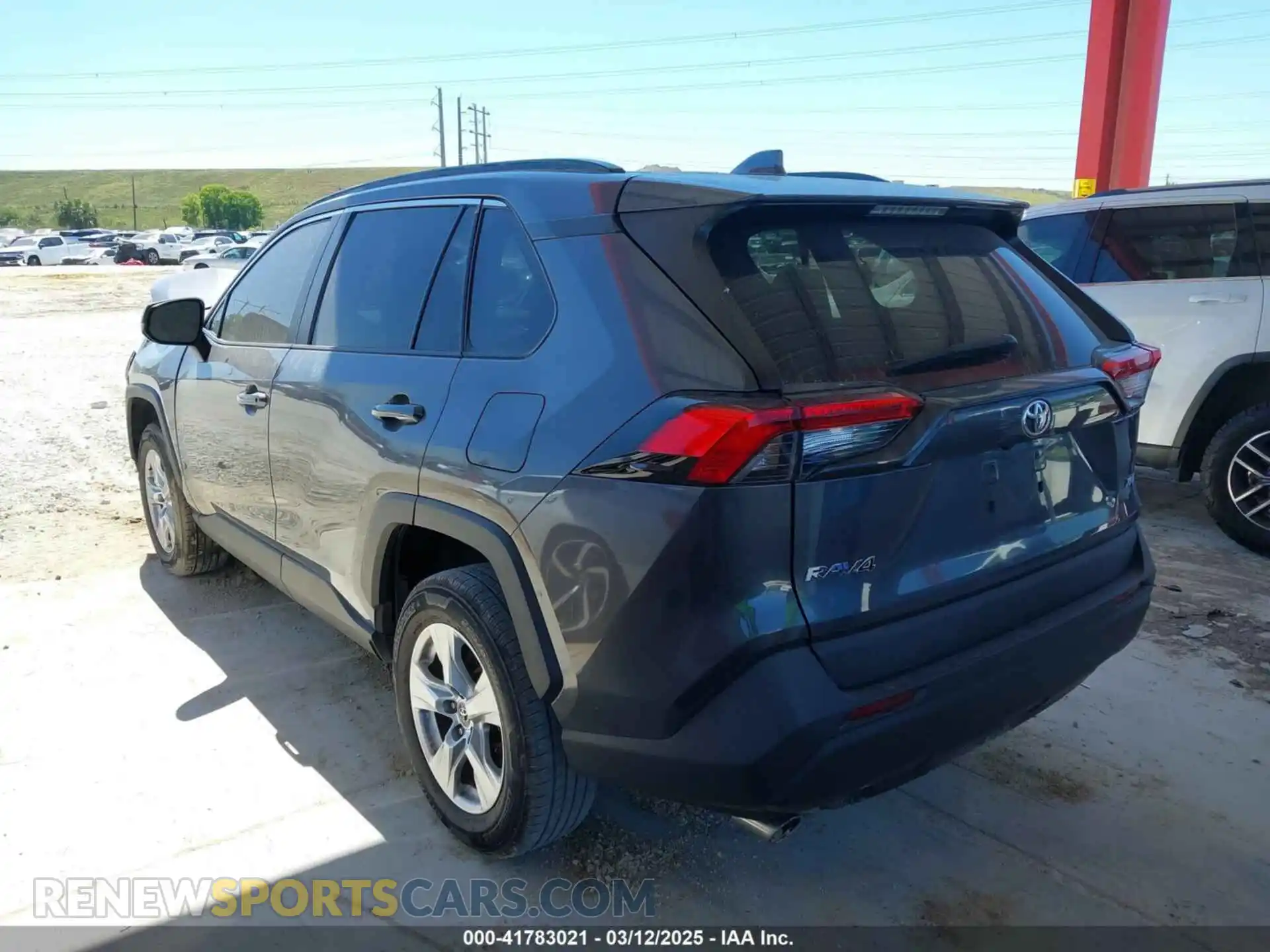 3 Photograph of a damaged car 2T3W1RFVXMW108061 TOYOTA RAV4 2021