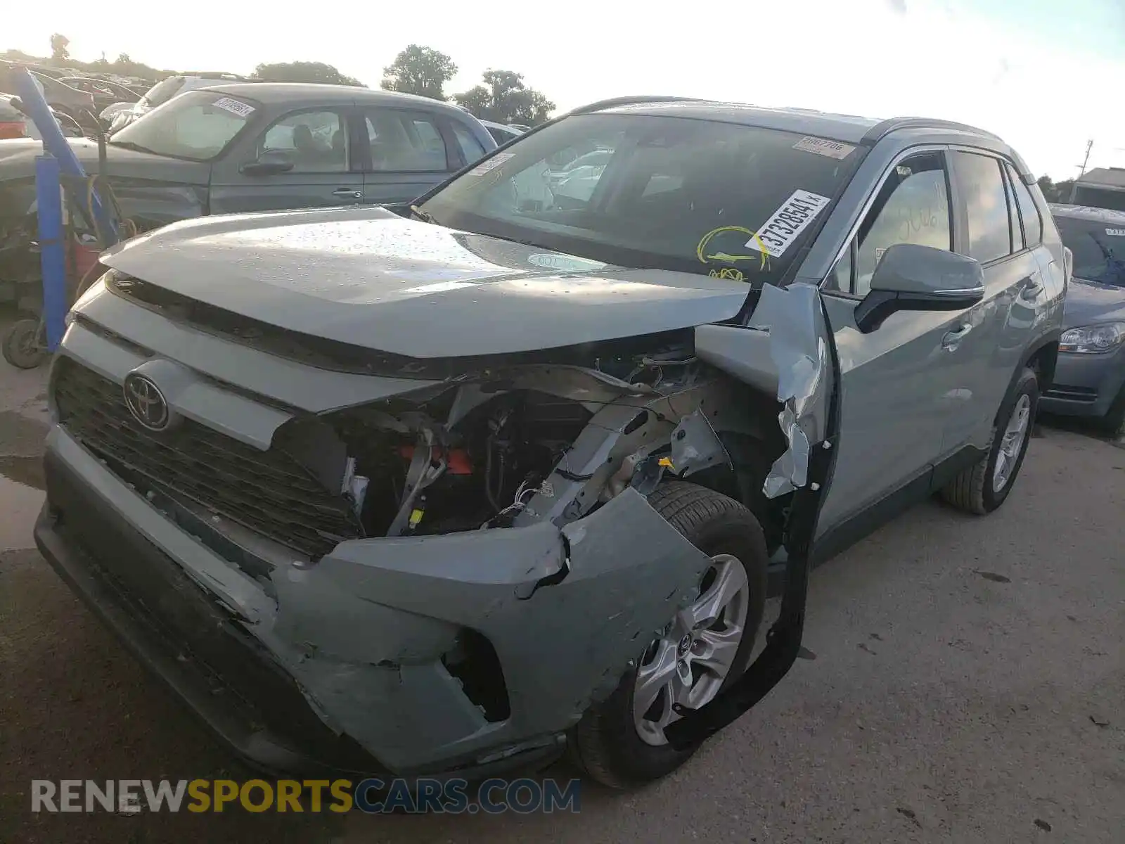 2 Photograph of a damaged car 2T3W1RFVXMW117004 TOYOTA RAV4 2021