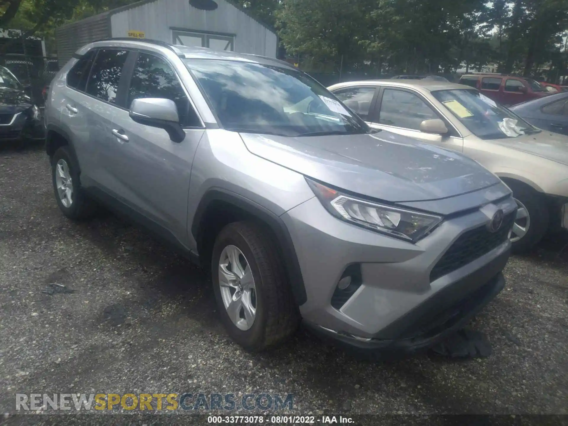 1 Photograph of a damaged car 2T3W1RFVXMW117522 TOYOTA RAV4 2021