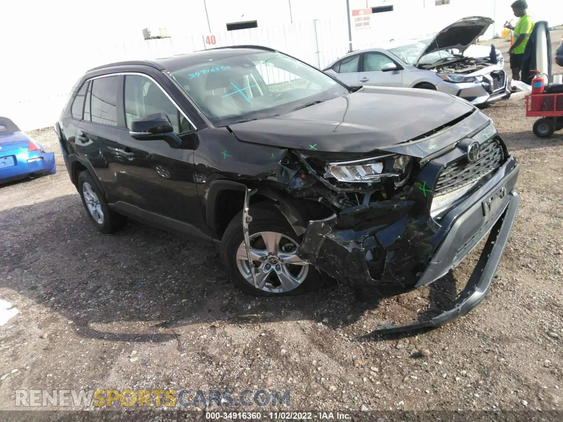 1 Photograph of a damaged car 2T3W1RFVXMW131663 TOYOTA RAV4 2021