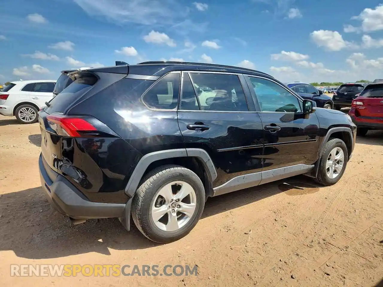 3 Фотография поврежденного автомобиля 2T3W1RFVXMW160760 TOYOTA RAV4 2021