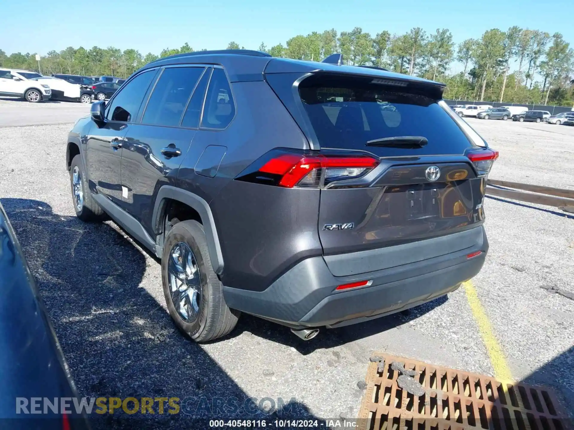 3 Фотография поврежденного автомобиля 2T3W1RFVXMW169541 TOYOTA RAV4 2021
