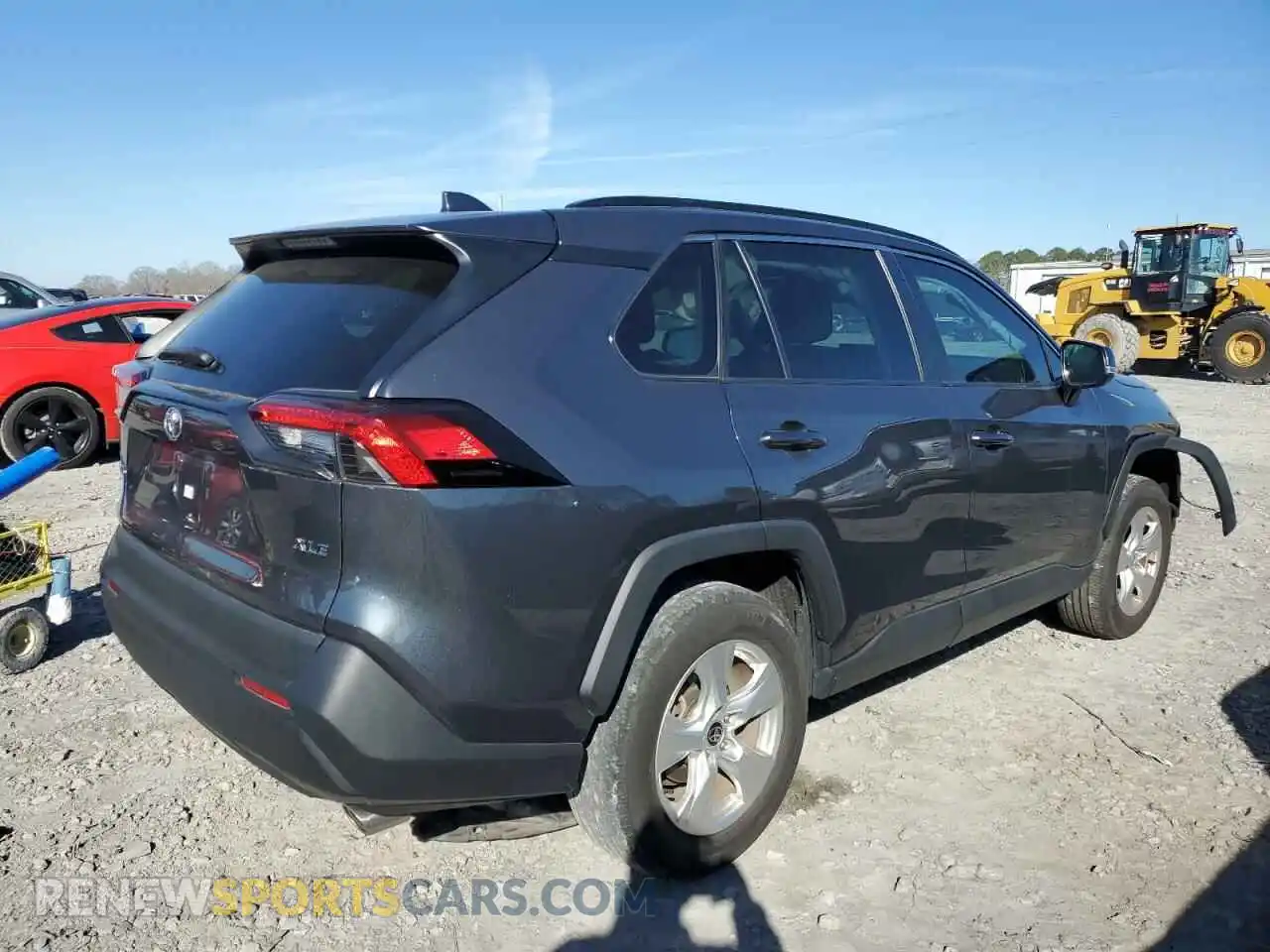 3 Photograph of a damaged car 2T3W1RFVXMW170401 TOYOTA RAV4 2021