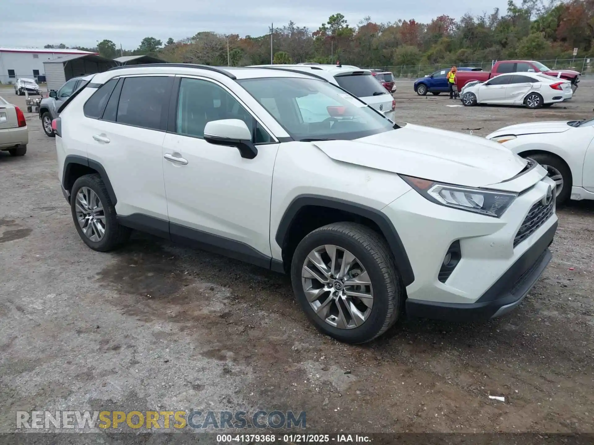 1 Photograph of a damaged car 2T3Y1RFV2MW129186 TOYOTA RAV4 2021