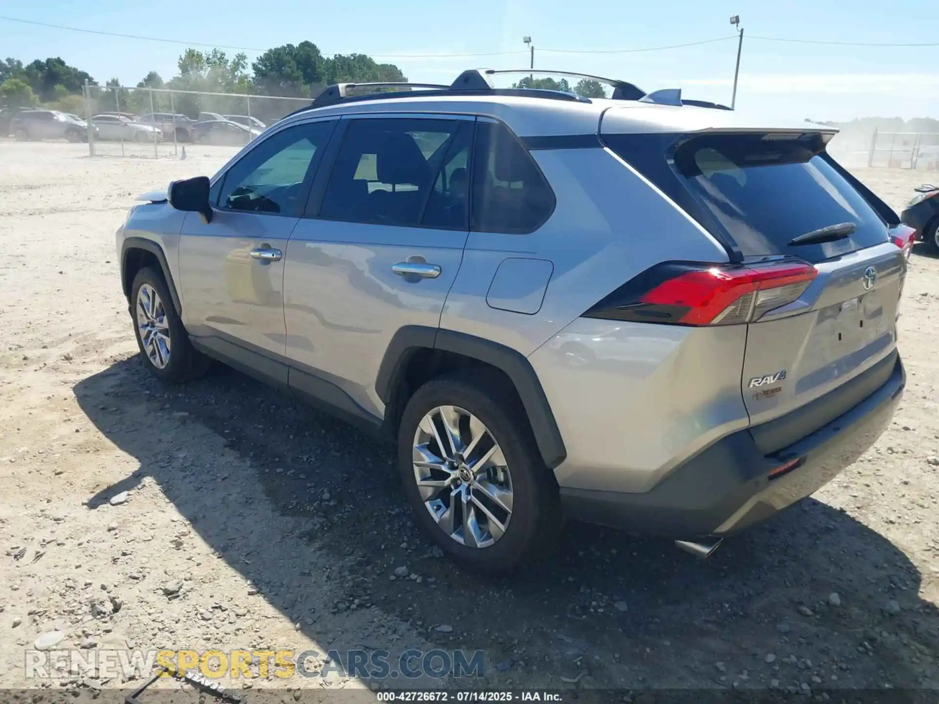3 Photograph of a damaged car 2T3Y1RFV3MC135662 TOYOTA RAV4 2021