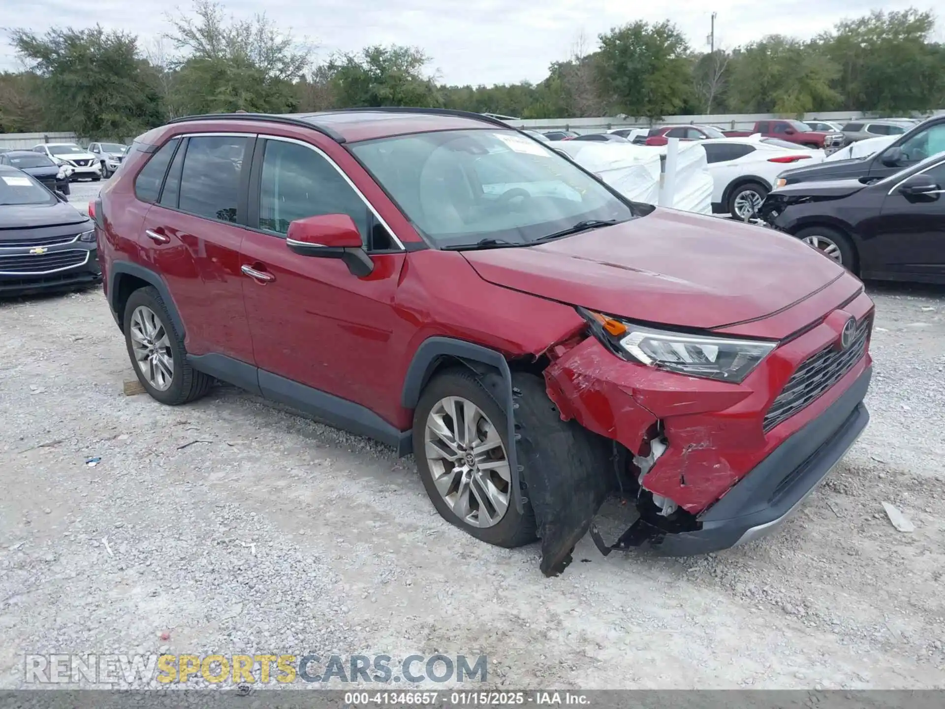 1 Photograph of a damaged car 2T3Y1RFV4MW131568 TOYOTA RAV4 2021