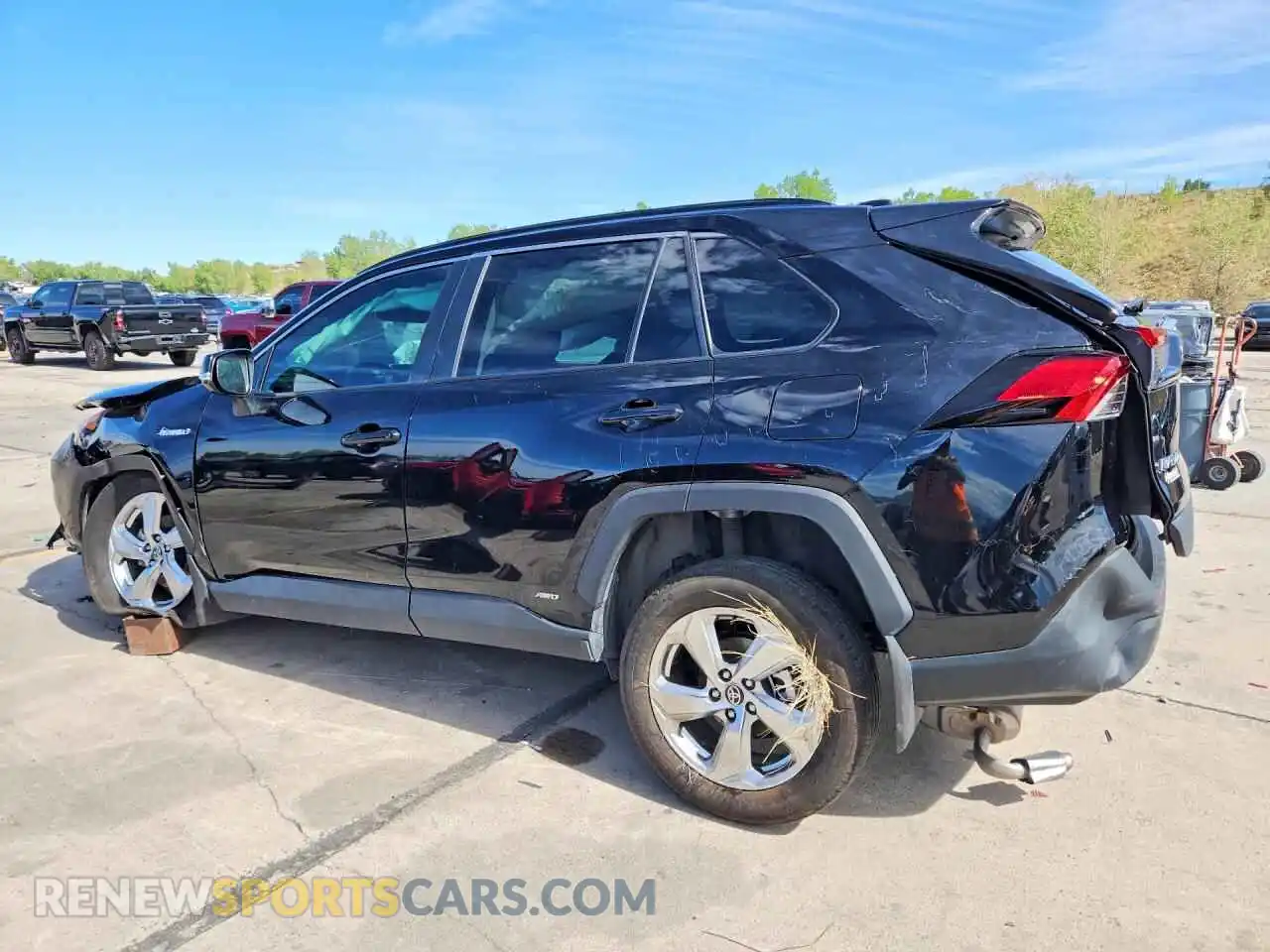 2 Photograph of a damaged car 4T3B6RFV0MU048131 TOYOTA RAV4 2021
