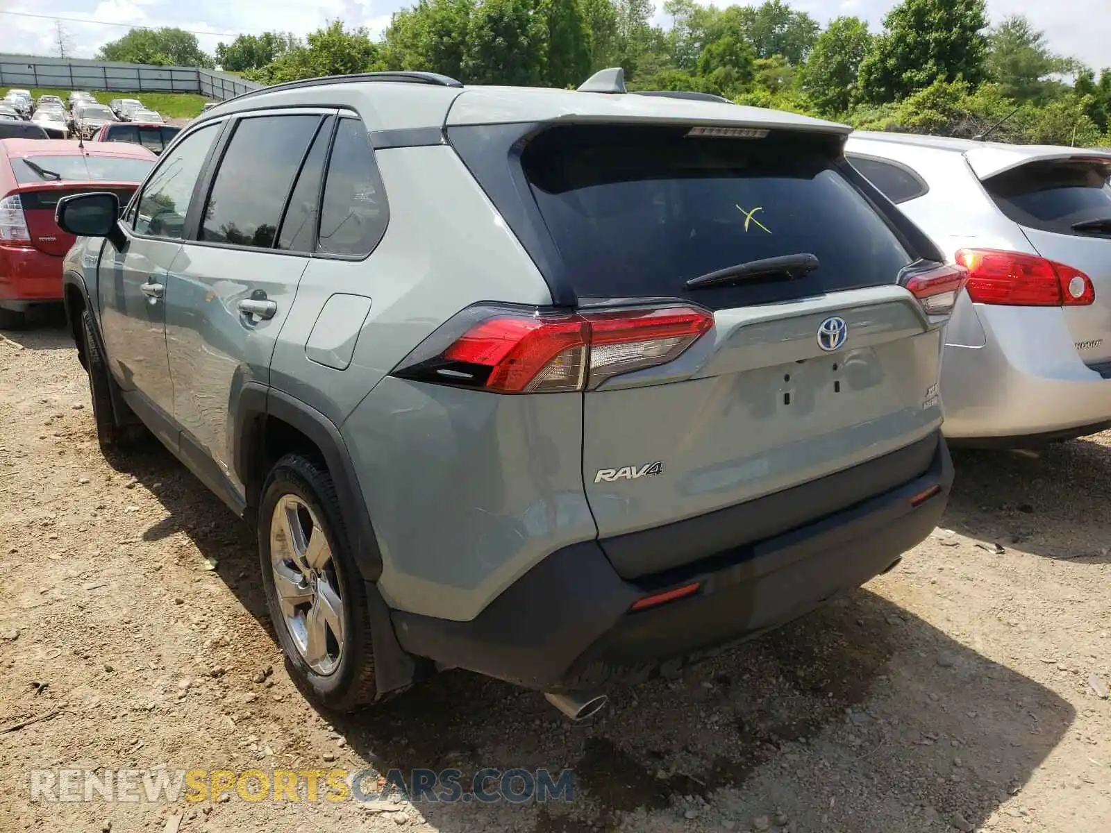 3 Photograph of a damaged car 4T3B6RFV1MU009564 TOYOTA RAV4 2021