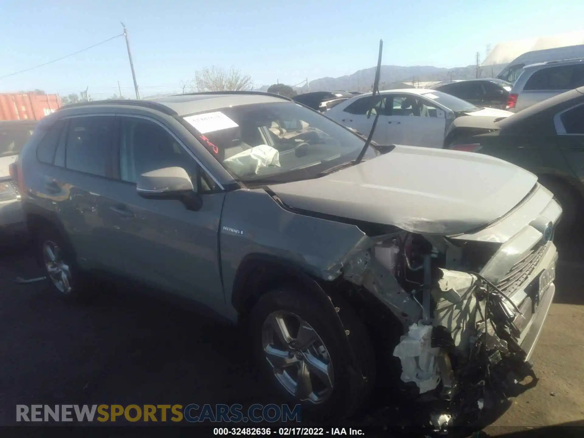 1 Photograph of a damaged car 4T3B6RFV1MU020726 TOYOTA RAV4 2021