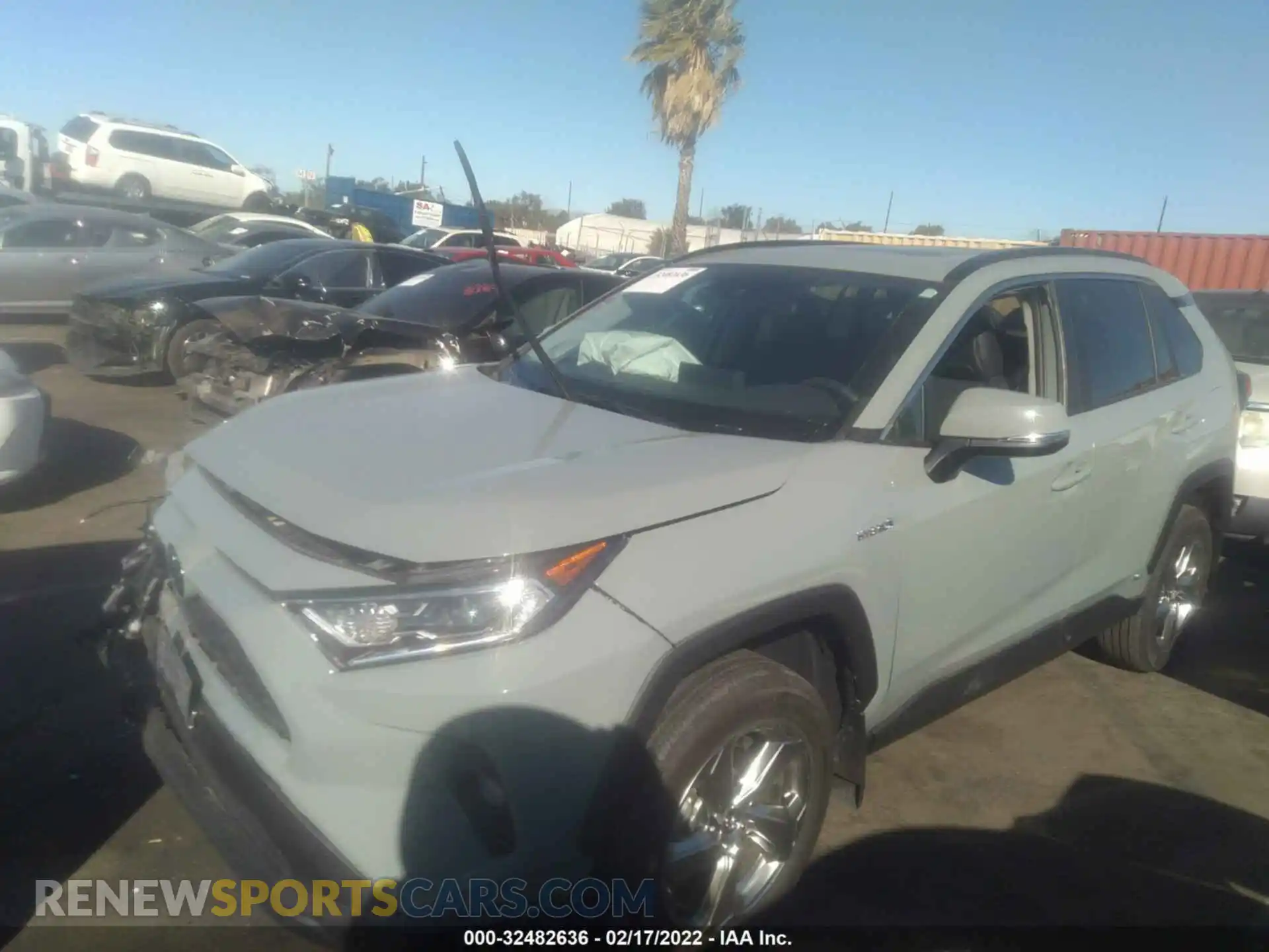 2 Photograph of a damaged car 4T3B6RFV1MU020726 TOYOTA RAV4 2021