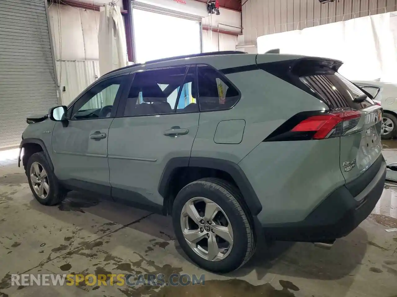 2 Photograph of a damaged car 4T3B6RFV1MU034741 TOYOTA RAV4 2021