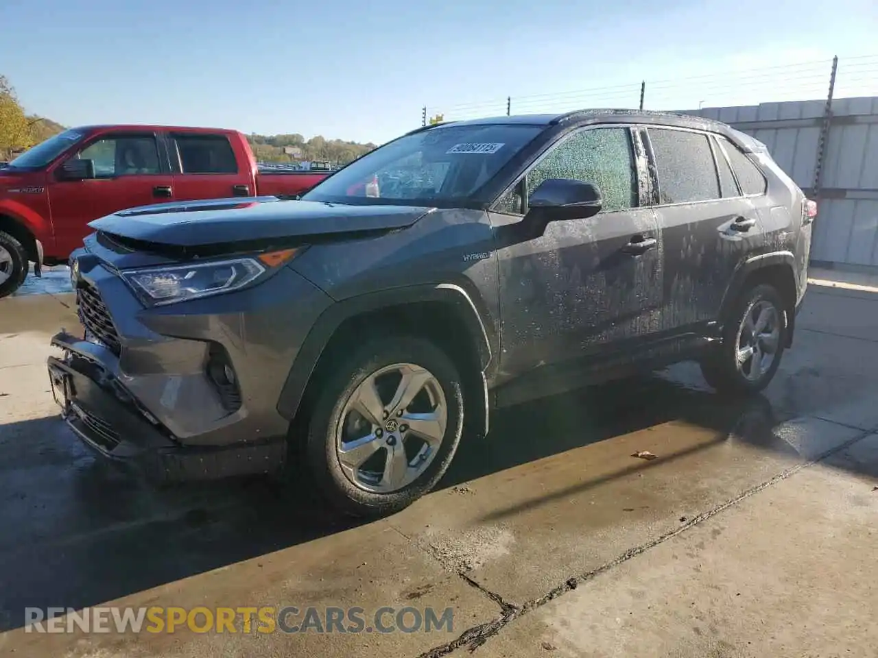 1 Photograph of a damaged car 4T3B6RFV2MU044498 TOYOTA RAV4 2021