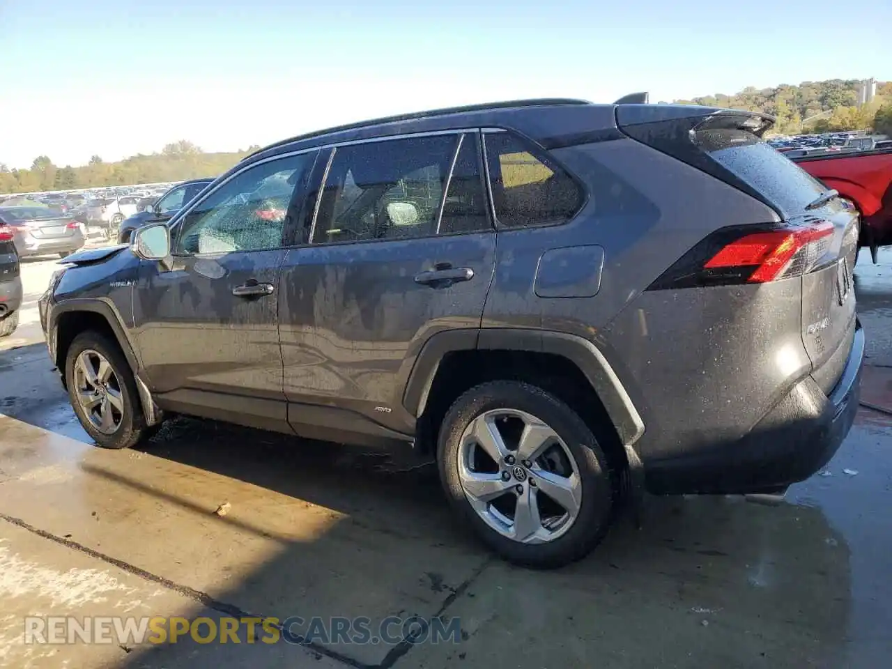 2 Photograph of a damaged car 4T3B6RFV2MU044498 TOYOTA RAV4 2021