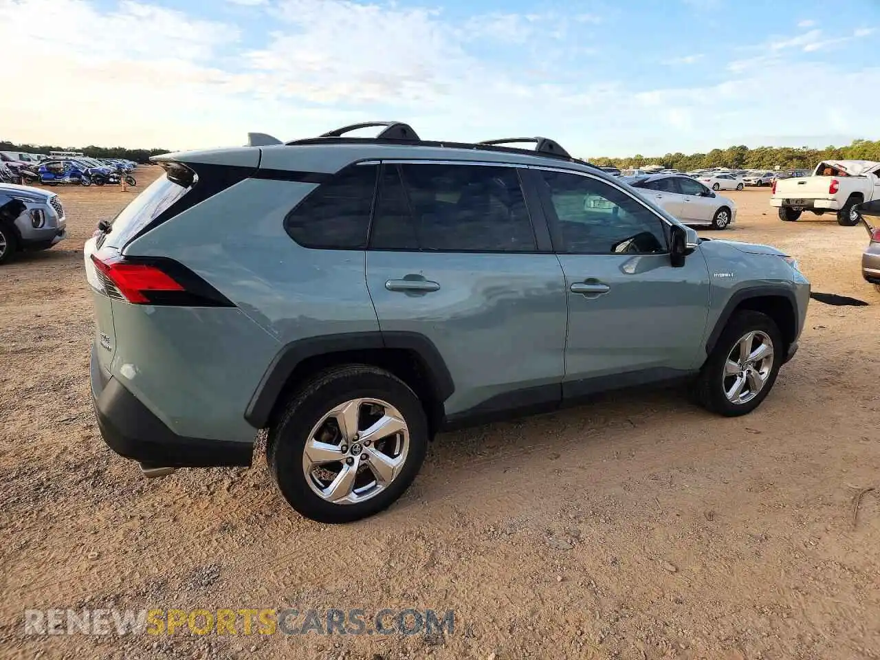 3 Фотография поврежденного автомобиля 4T3B6RFV3MU020288 TOYOTA RAV4 2021