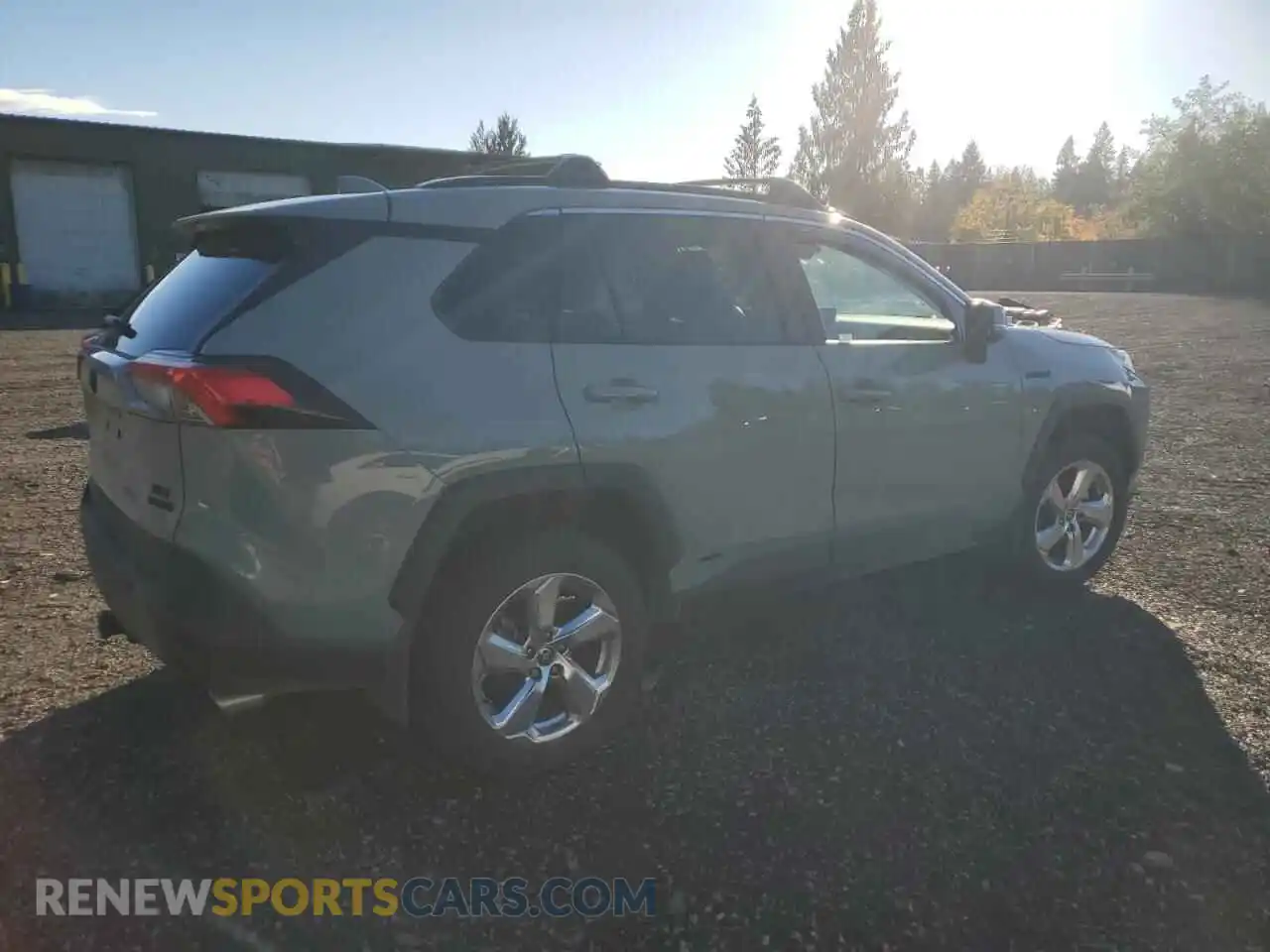 3 Photograph of a damaged car 4T3B6RFV3MU037768 TOYOTA RAV4 2021