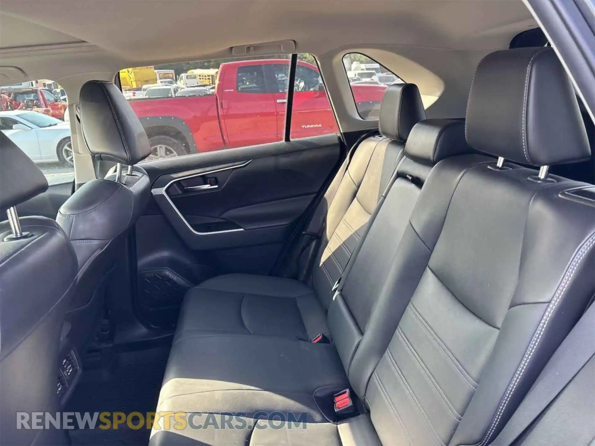 3 Photograph of a damaged car 4T3B6RFV5MU032099 TOYOTA RAV4 2021
