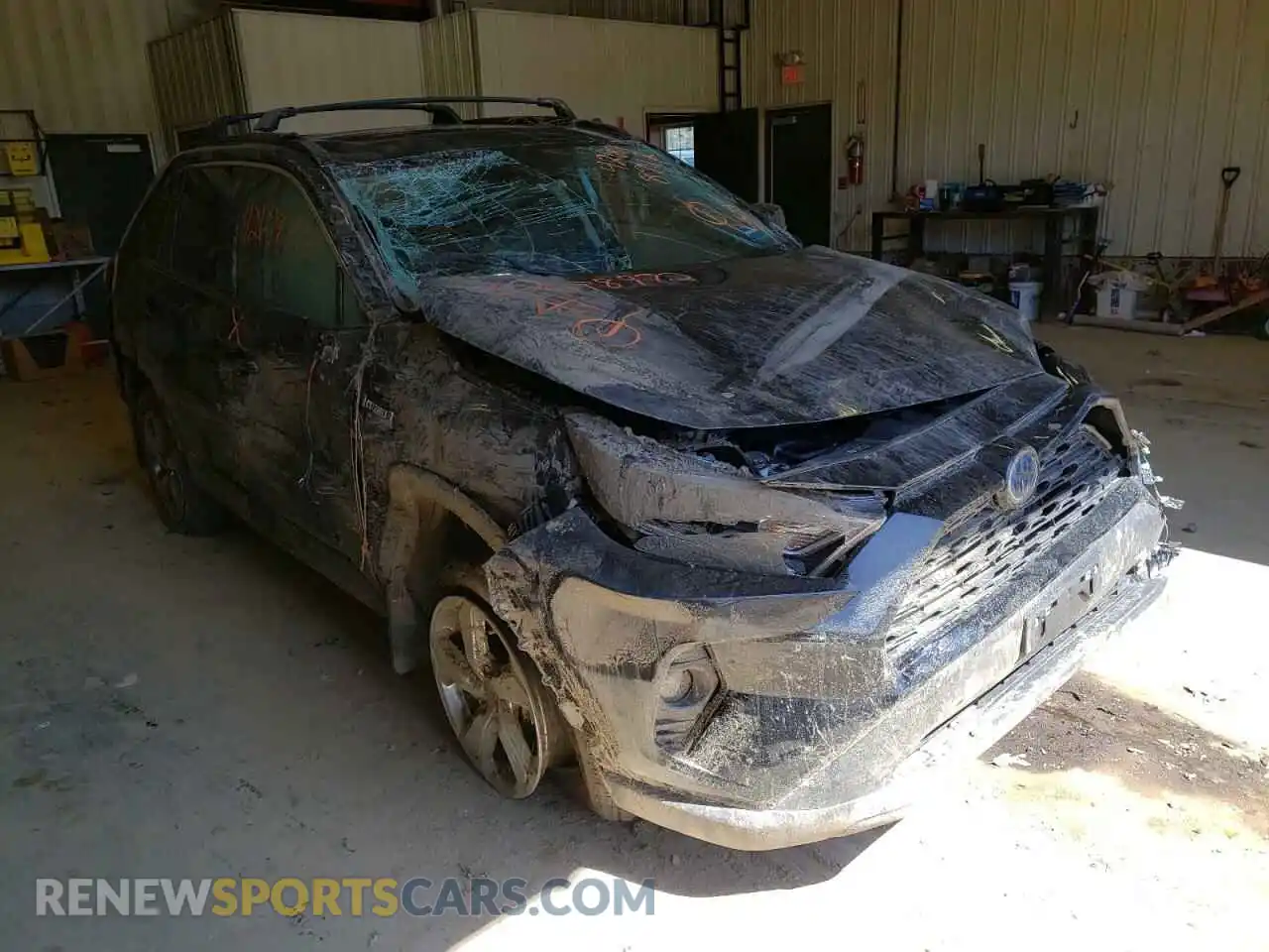 1 Photograph of a damaged car 4T3B6RFV6MU033469 TOYOTA RAV4 2021