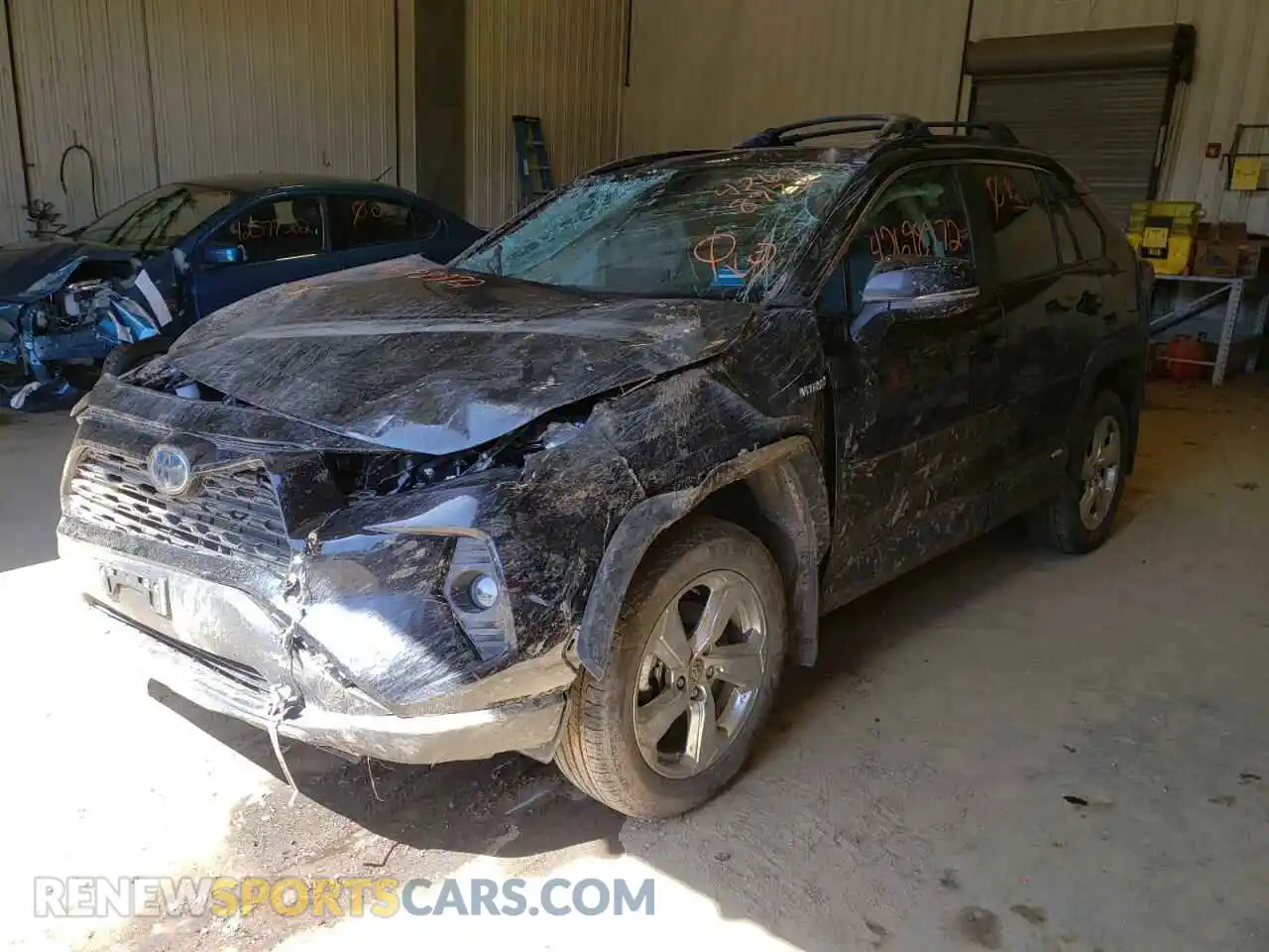 2 Photograph of a damaged car 4T3B6RFV6MU033469 TOYOTA RAV4 2021