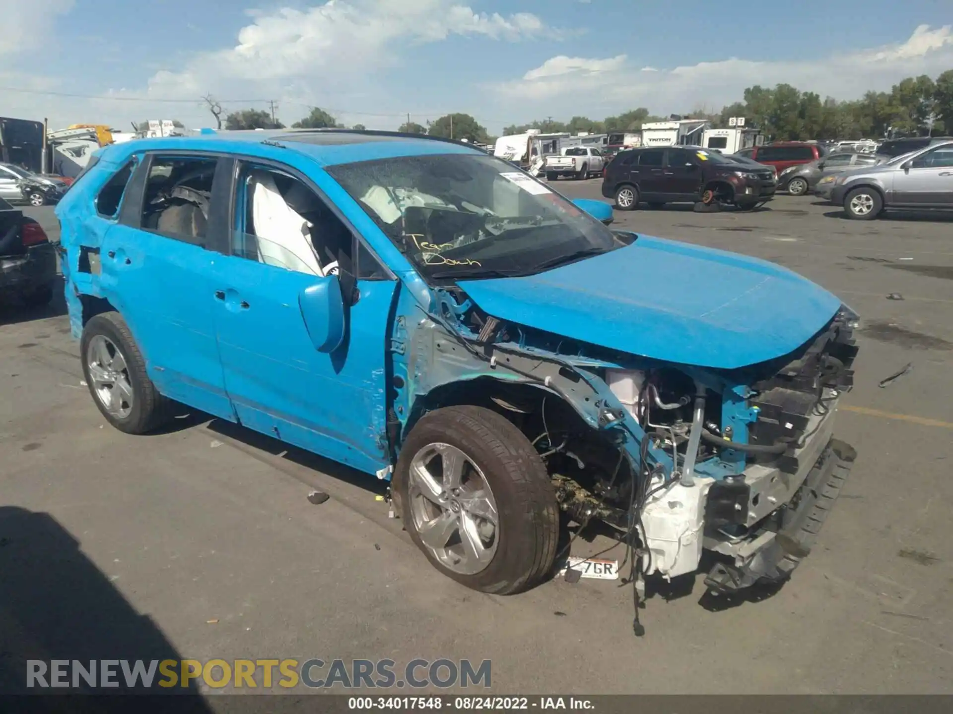 1 Photograph of a damaged car 4T3B6RFV7MU019242 TOYOTA RAV4 2021