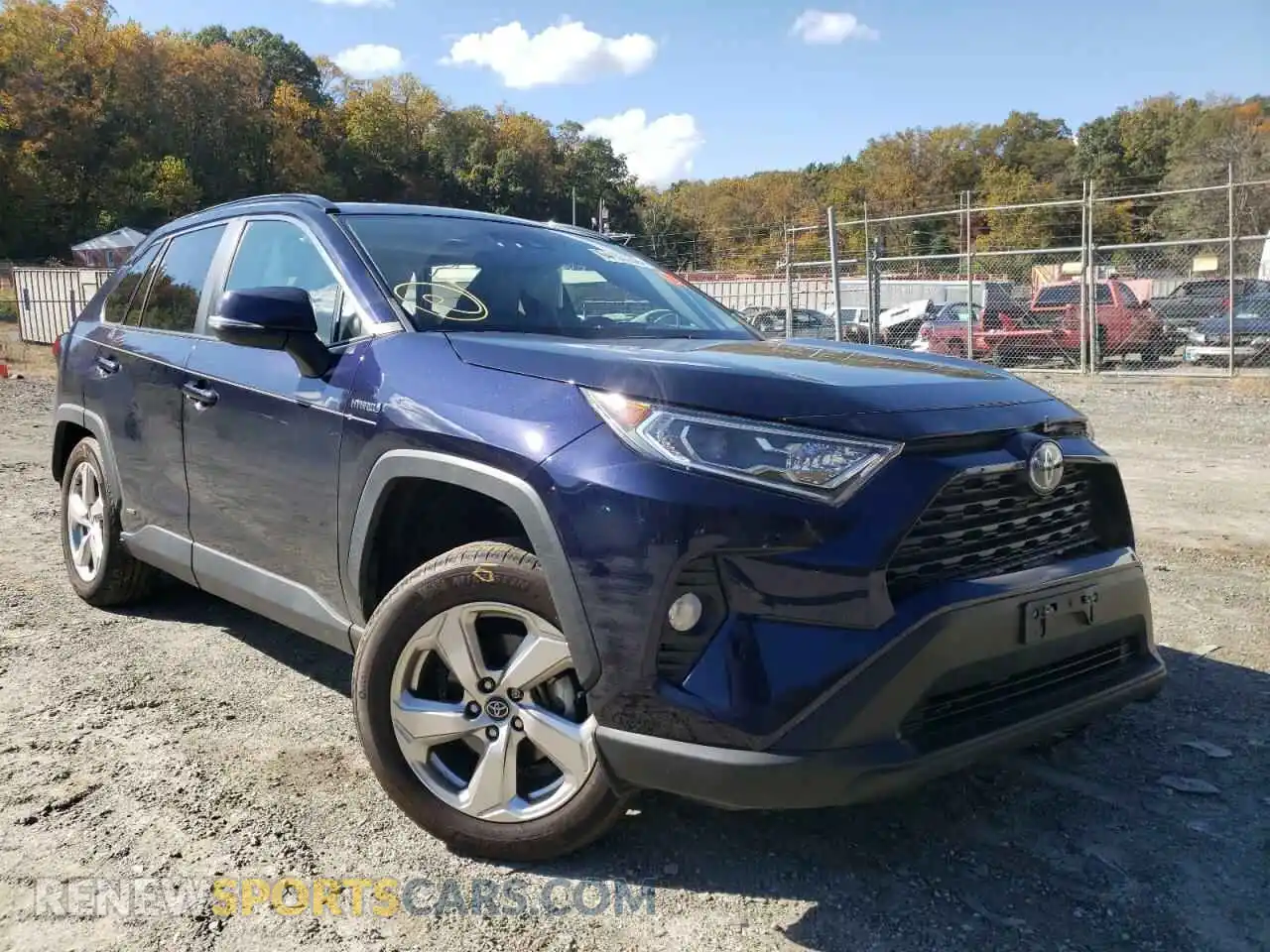 1 Photograph of a damaged car 4T3B6RFV9MU015452 TOYOTA RAV4 2021