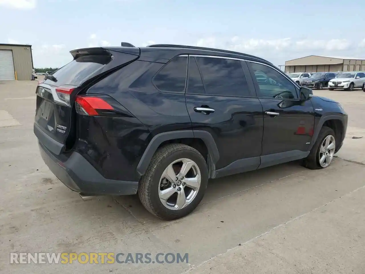 3 Фотография поврежденного автомобиля 4T3D6RFV0MU018779 TOYOTA RAV4 2021