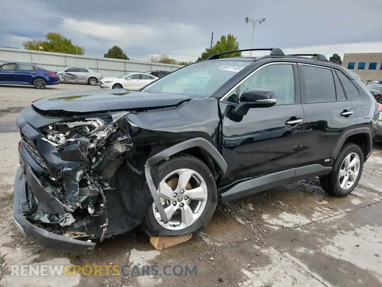 1 Photograph of a damaged car 4T3D6RFV9MU057273 TOYOTA RAV4 2021