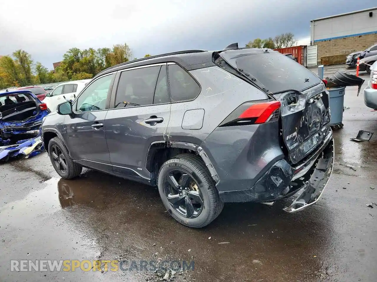 2 fotografías del automóvil dañado 4T3E6RFV0MU022576 TOYOTA RAV4 2021