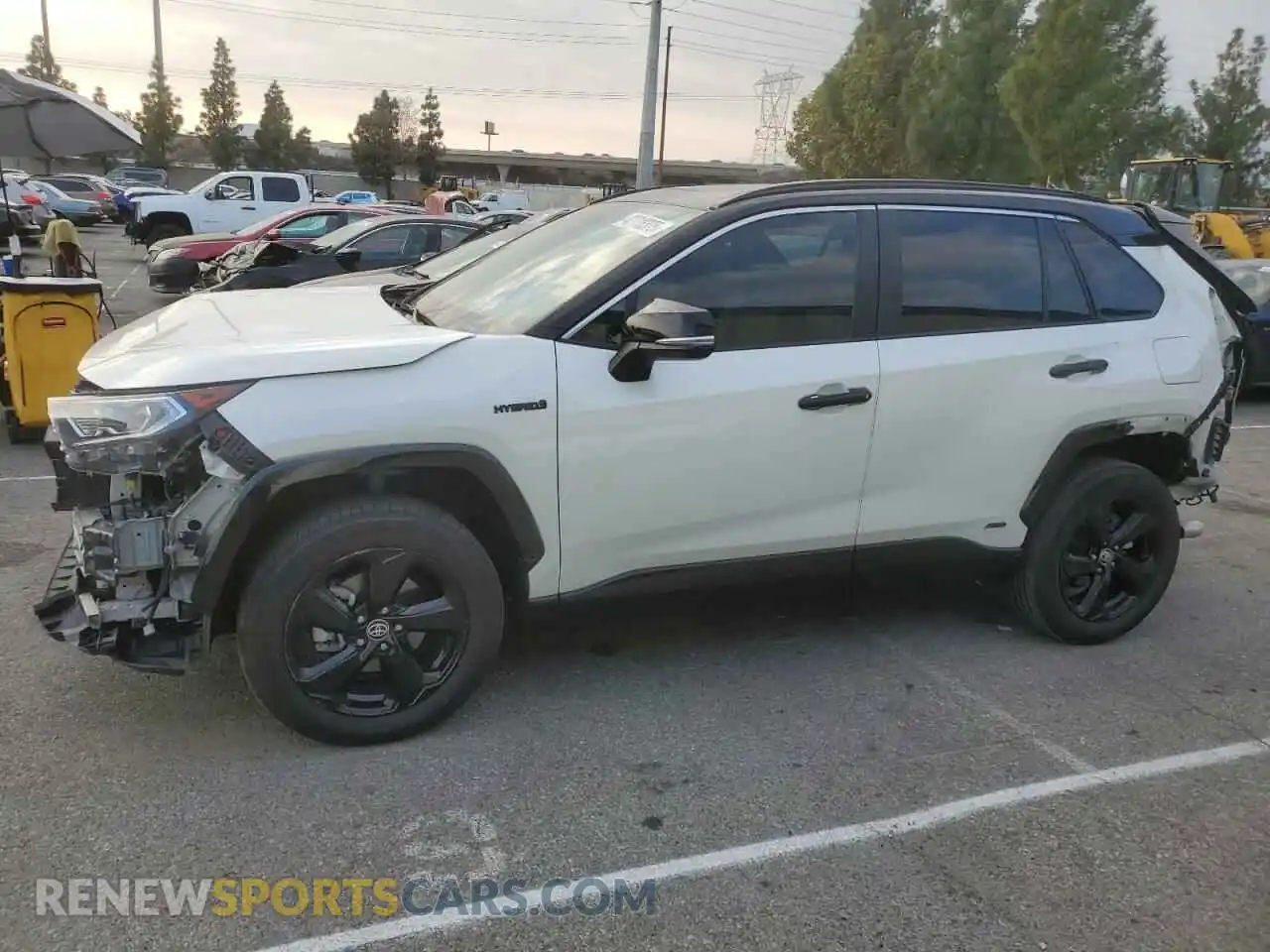 1 Photograph of a damaged car 4T3E6RFV0MU044528 TOYOTA RAV4 2021