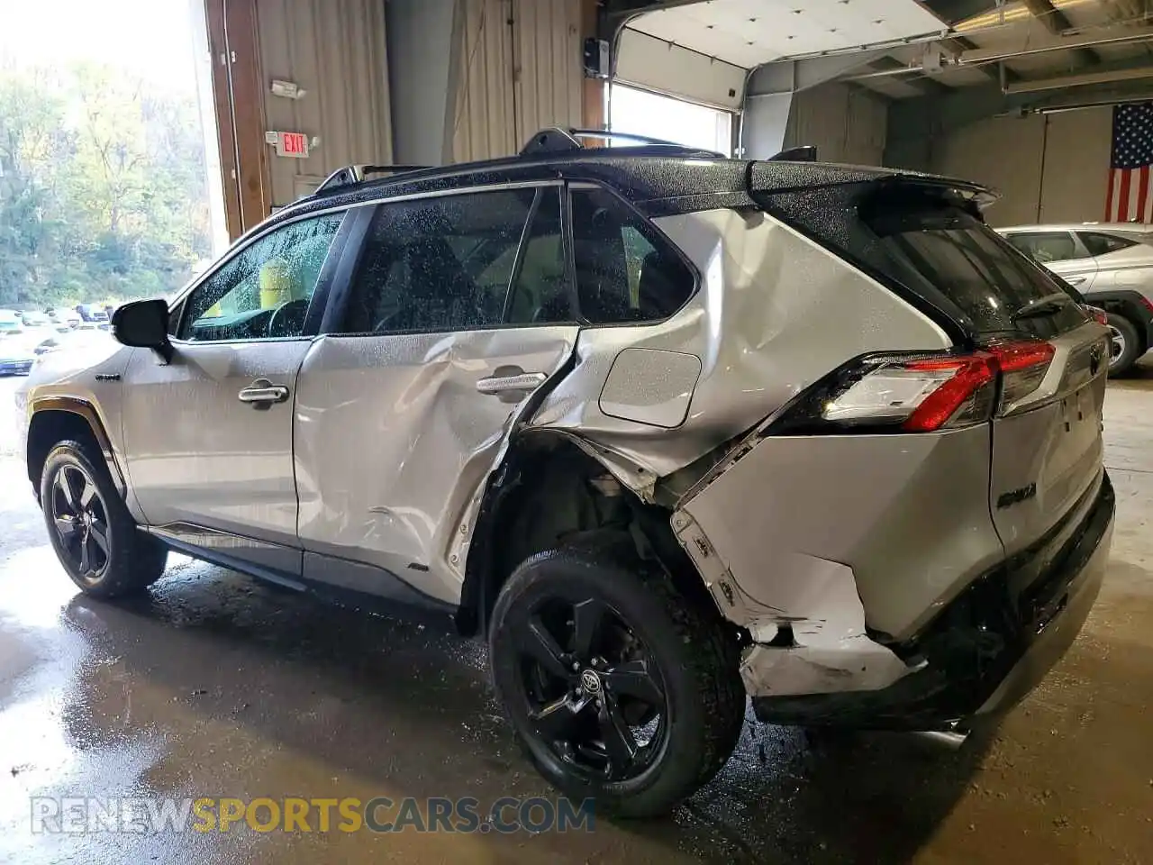 2 Photograph of a damaged car 4T3E6RFV1MU034588 TOYOTA RAV4 2021