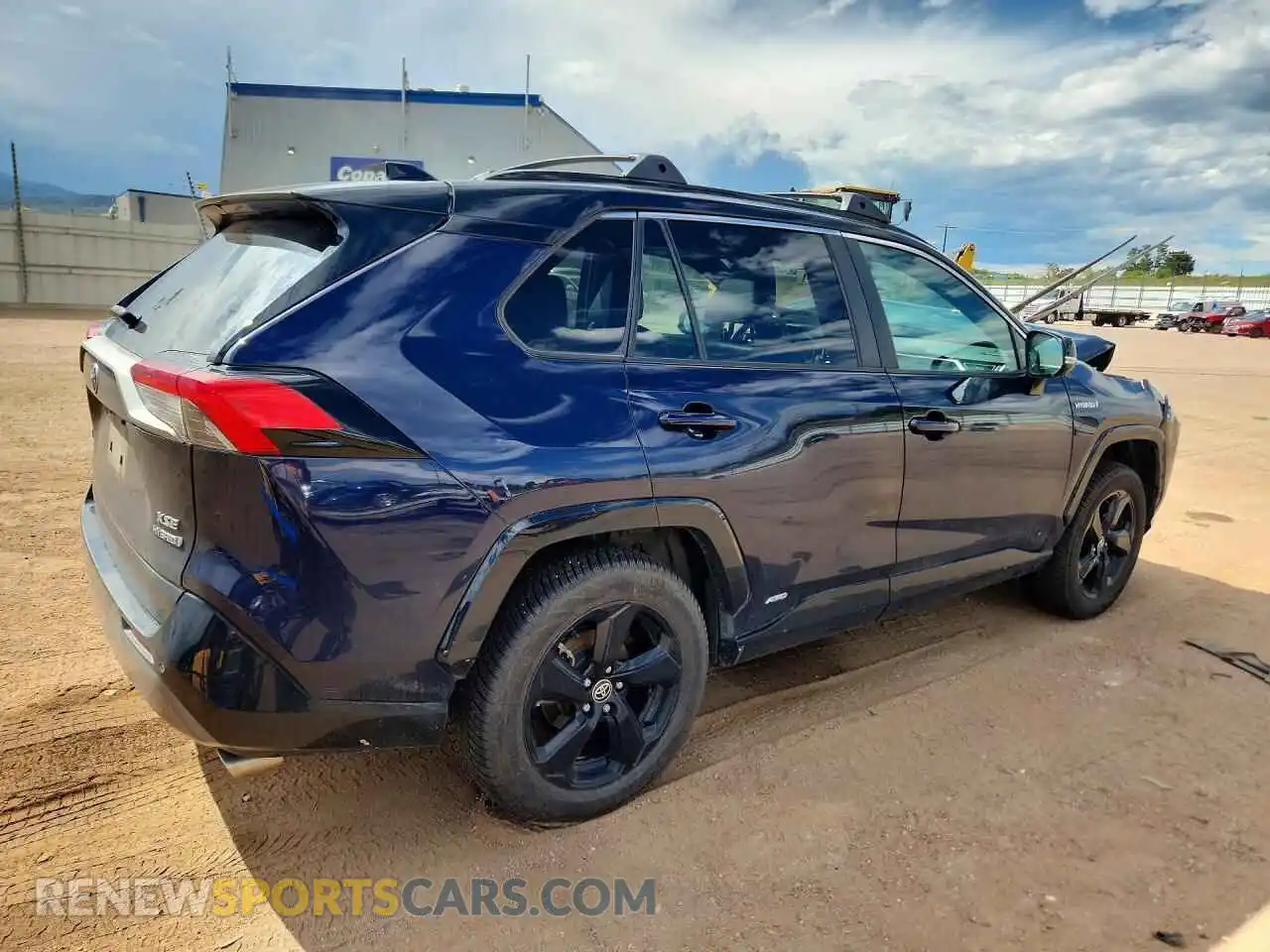 3 Photograph of a damaged car 4T3E6RFV1MU041024 TOYOTA RAV4 2021