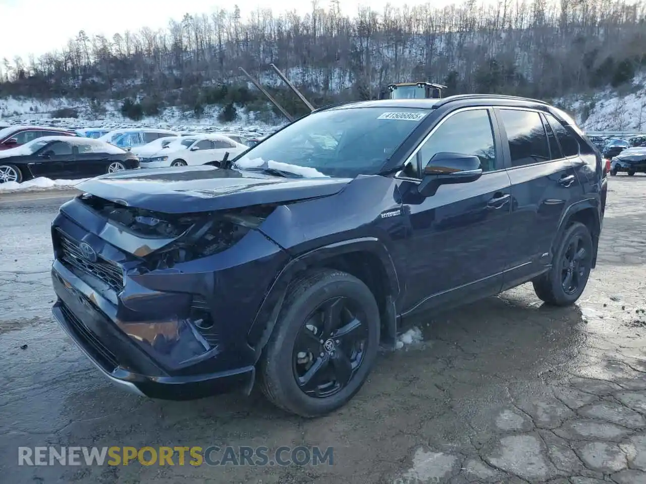 1 Photograph of a damaged car 4T3E6RFV1MU060317 TOYOTA RAV4 2021