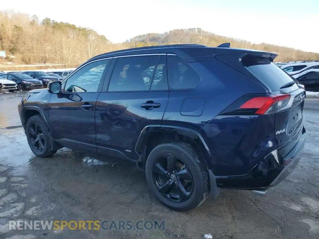 2 Photograph of a damaged car 4T3E6RFV1MU060317 TOYOTA RAV4 2021