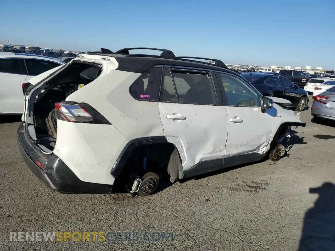 3 Photograph of a damaged car 4T3E6RFV3MU007036 TOYOTA RAV4 2021