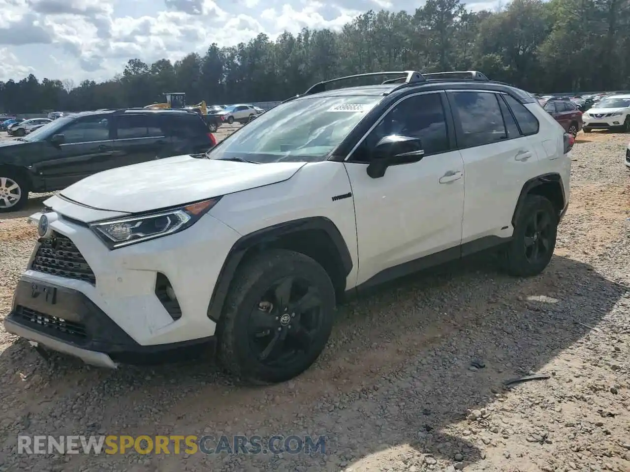 1 Photograph of a damaged car 4T3E6RFV5MU033962 TOYOTA RAV4 2021