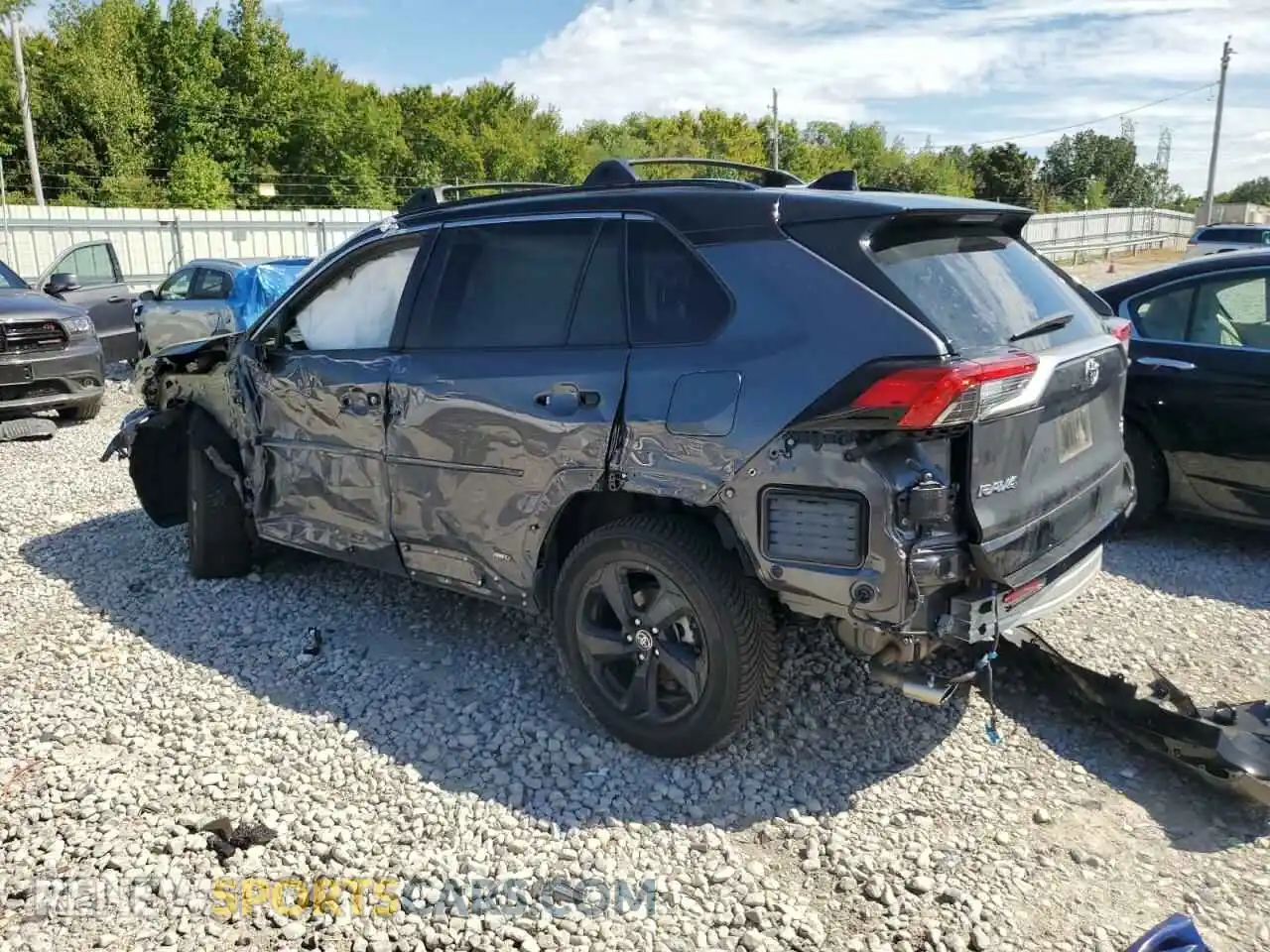 2 Photograph of a damaged car 4T3E6RFV6MU062368 TOYOTA RAV4 2021