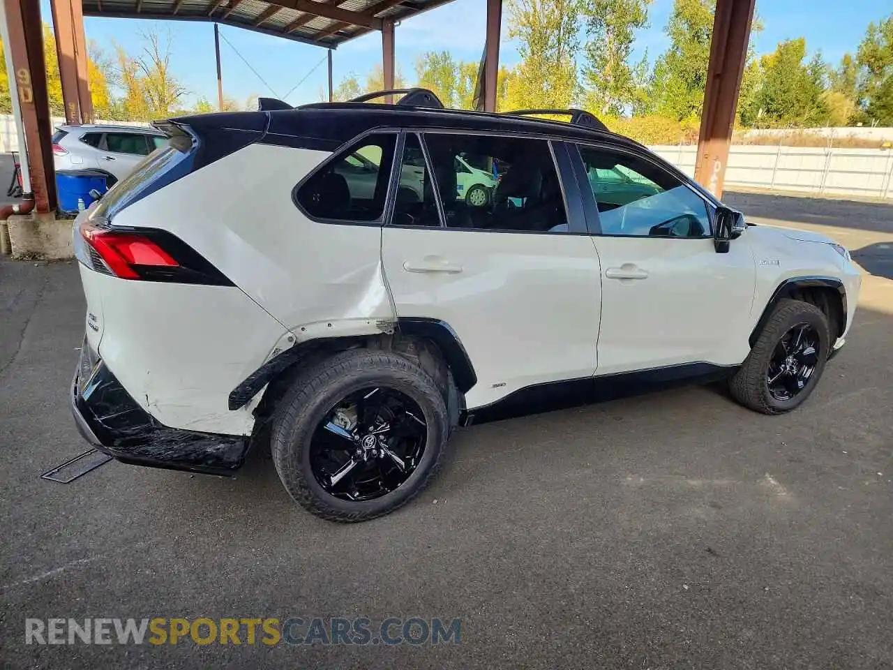 3 Photograph of a damaged car 4T3E6RFV9MU008353 TOYOTA RAV4 2021