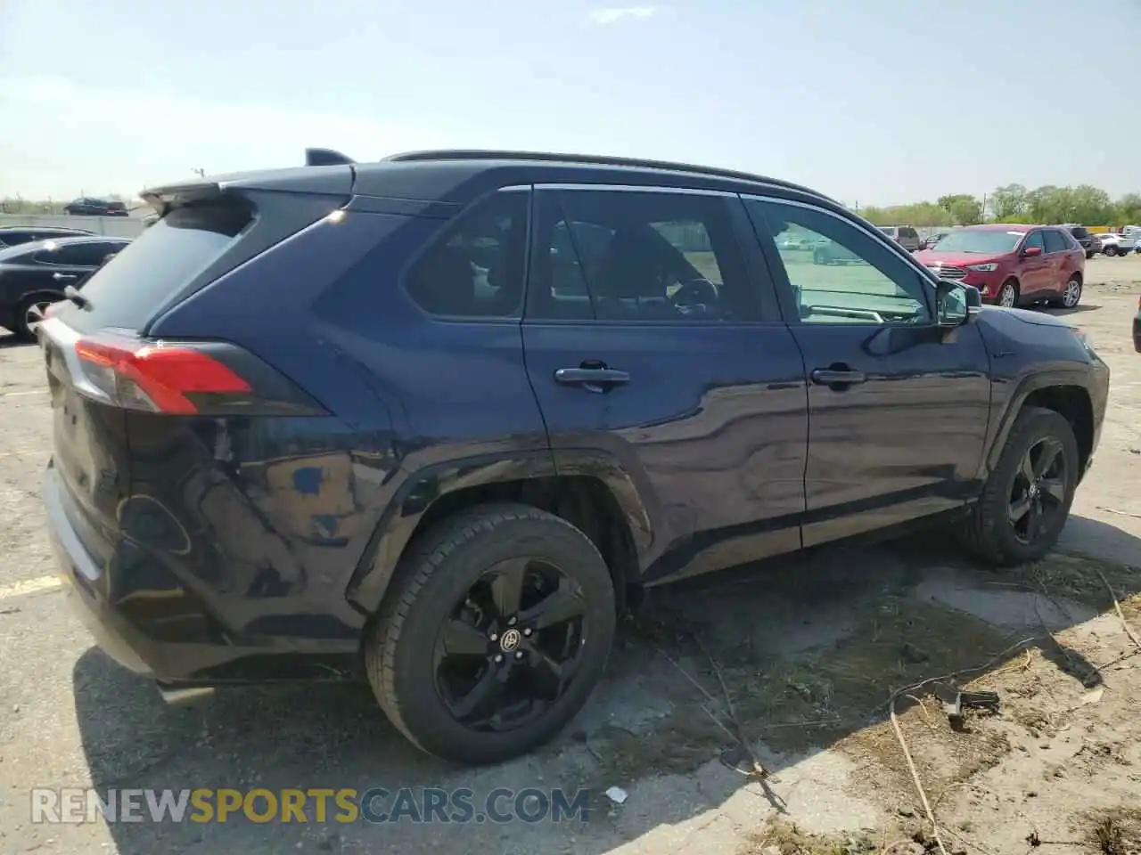 3 Photograph of a damaged car 4T3E6RFV9MU041532 TOYOTA RAV4 2021
