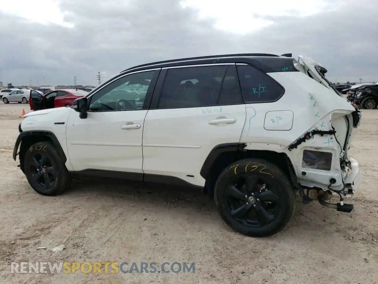 2 Photograph of a damaged car 4T3E6RFV9MU045838 TOYOTA RAV4 2021