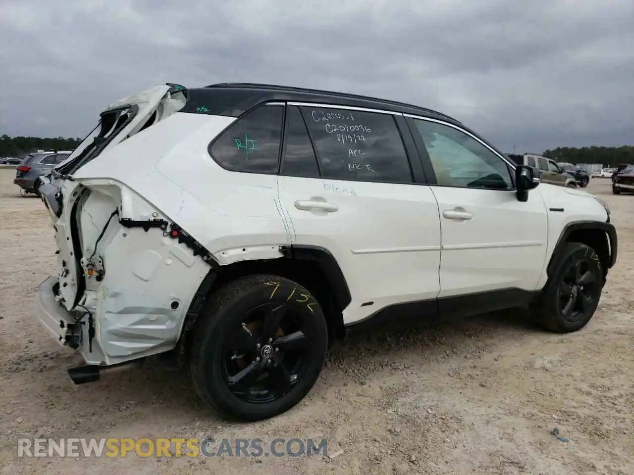 3 Photograph of a damaged car 4T3E6RFV9MU045838 TOYOTA RAV4 2021