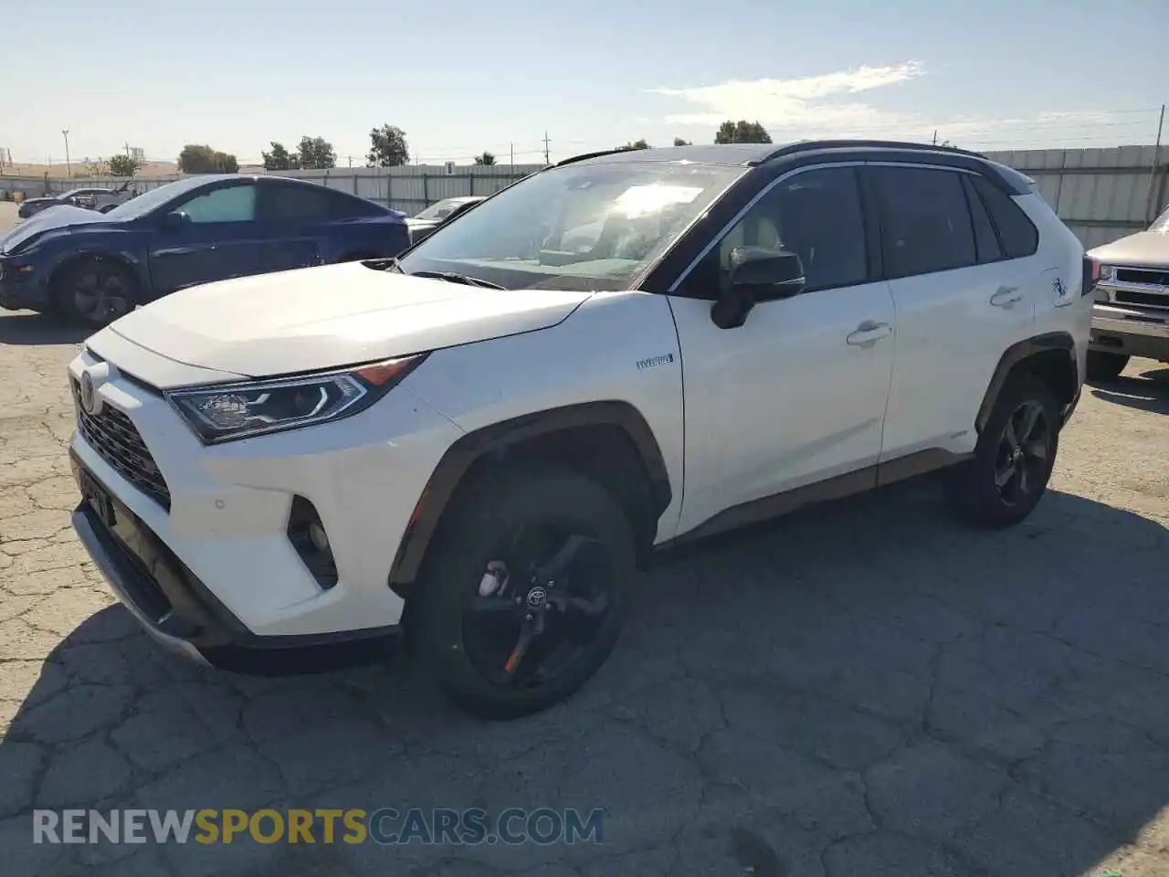 1 Photograph of a damaged car 4T3E6RFV9MU064311 TOYOTA RAV4 2021