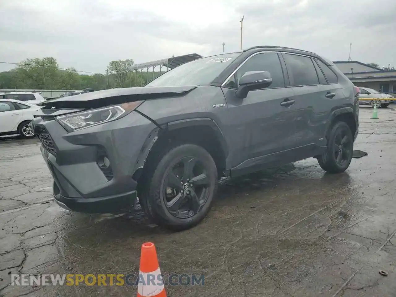 1 Photograph of a damaged car 4T3E6RFVXMU032385 TOYOTA RAV4 2021